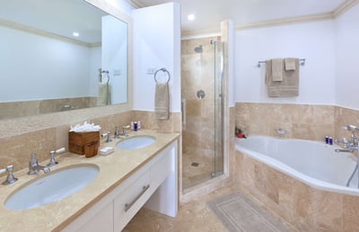 Luxury Villa Photo #6