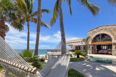 Luxury Villa Photo #17