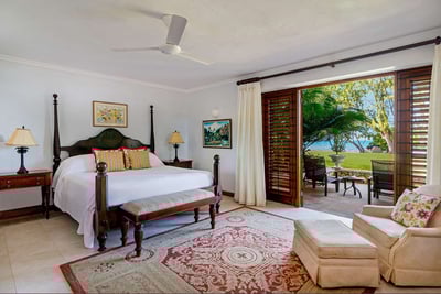 Luxury Villa Photo #22