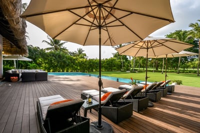 Luxury Villa Photo #5