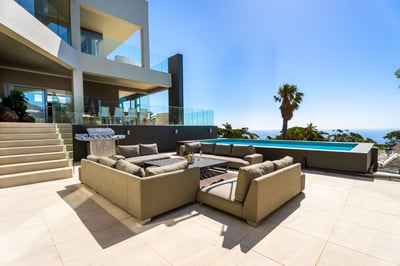 Luxury Villa Photo #4