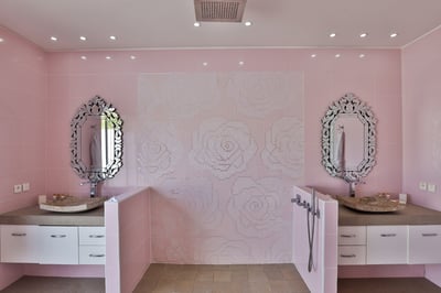 Luxury Villa Photo #24