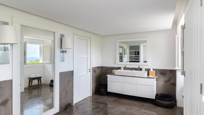 Luxury Villa Photo #45