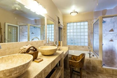 Luxury Villa Photo #16