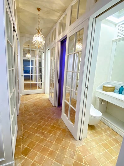 Luxury Villa Photo #33