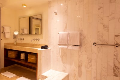Luxury Villa Photo #17