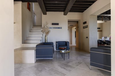 Luxury Villa Photo #26