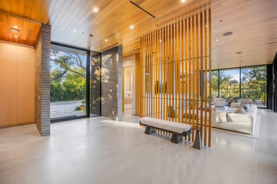 Luxury Villa Photo #21