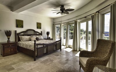 Luxury Villa Photo #14