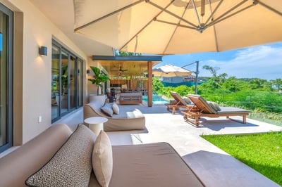 Luxury Villa Photo #8