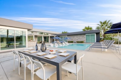 Luxury Villa Photo #40