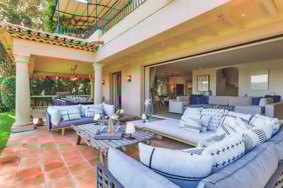 Luxury Villa Photo #8