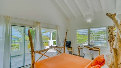 Luxury Villa Photo #28