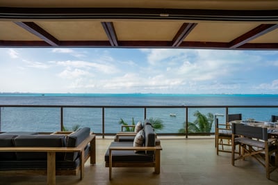 Luxury Villa Photo #25