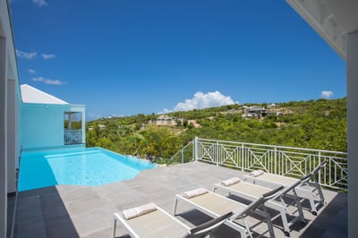 Luxury Villa Photo #5