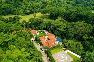 Luxury Villa Photo #2