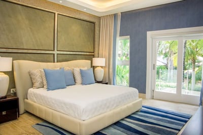 Luxury Villa Photo #24