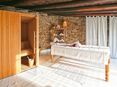 Luxury Villa Photo #18