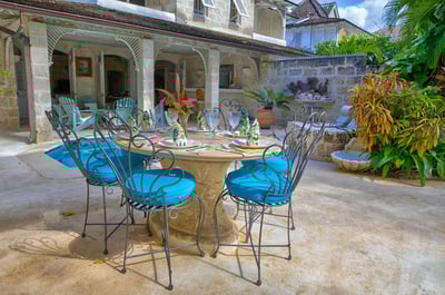 Luxury Villa Photo #3