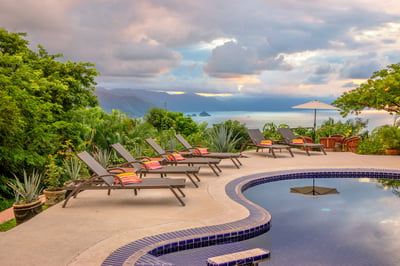Luxury Villa Photo #11