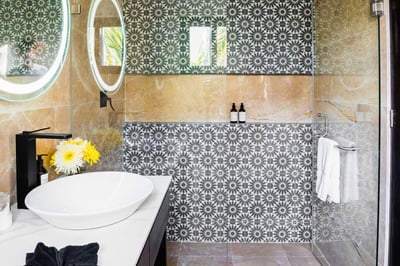 Luxury Villa Photo #43