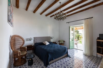 Luxury Villa Photo #34