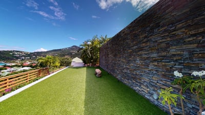 Luxury Villa Photo #14