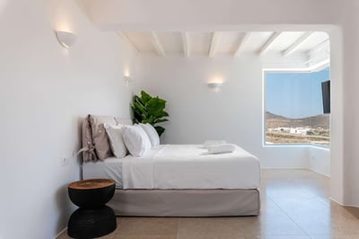 Luxury Villa Photo #33