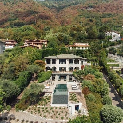 Luxury Villa Photo #2