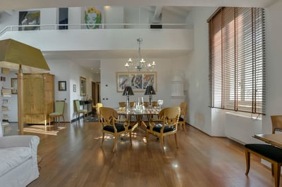 Luxury Villa Photo #4