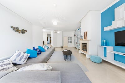 Luxury Villa Photo #12