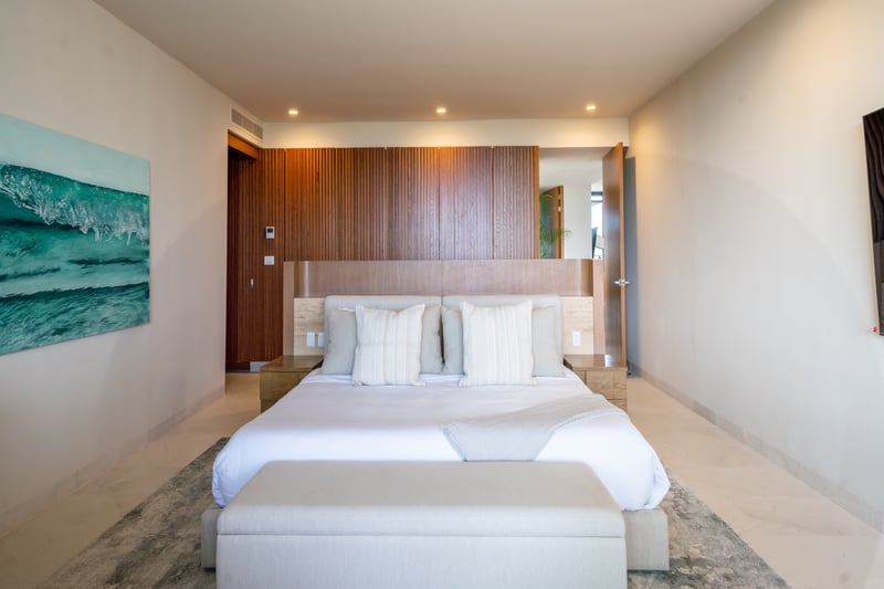Surf Residences 221