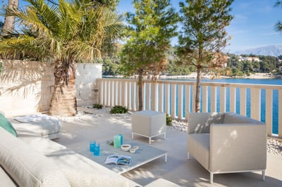 Luxury Villa Photo #29