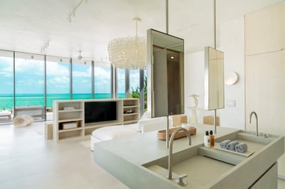 Luxury Villa Photo #56