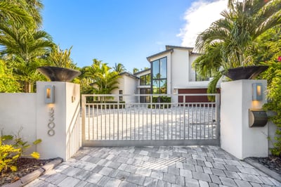 Luxury Villa Photo #13
