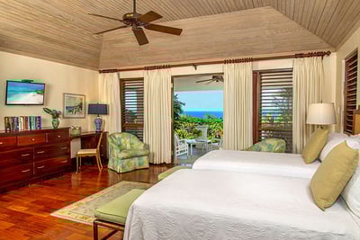 Luxury Villa Photo #15