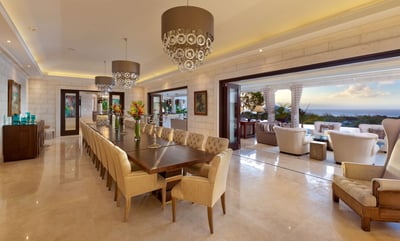 Luxury Villa Photo #9