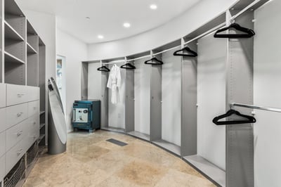 Luxury Villa Photo #24