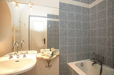 Luxury Villa Photo #31