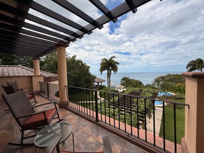 Luxury Villa Photo #46