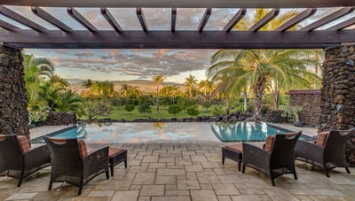 Luxury Villa Photo #2