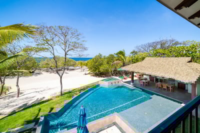 Luxury Villa Photo #3