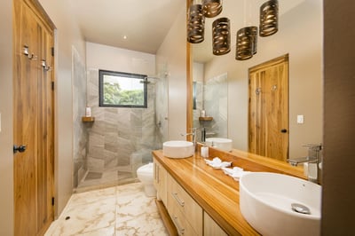 Luxury Villa Photo #22