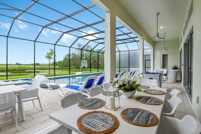 Luxury Villa Photo #2