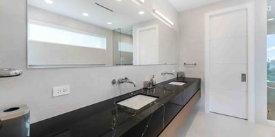 Luxury Villa Photo #18