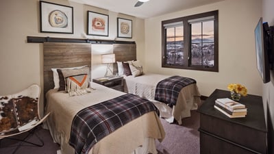 Twin room on lower level