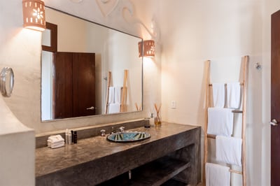 Luxury Villa Photo #45
