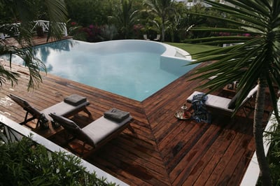 Luxury Villa Photo #4