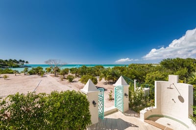 Luxury Villa Photo #8