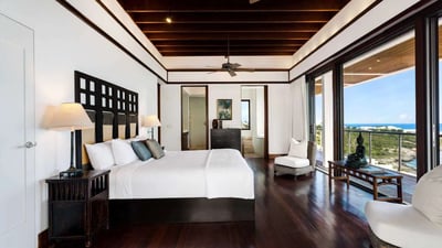 Luxury Villa Photo #27